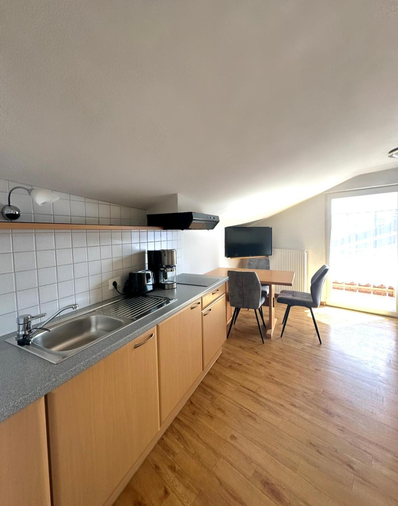 Garni Hotel Dorothea Tirolo Extérieur photo
